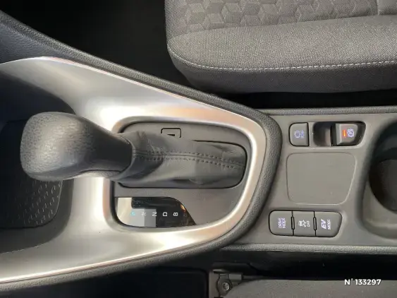 TOYOTA YARIS IV - voiture d'occasion - Photo 36