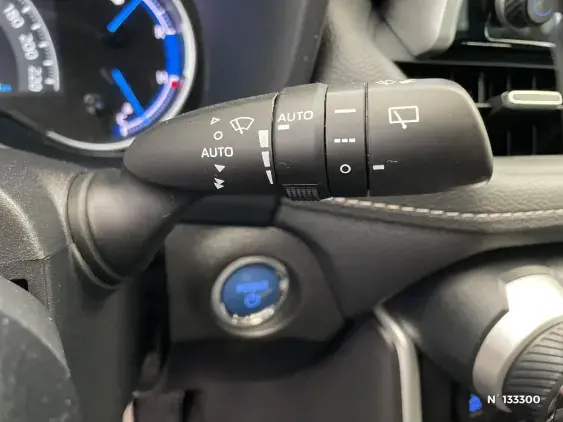 TOYOTA RAV4 V - voiture d'occasion - Photo 39