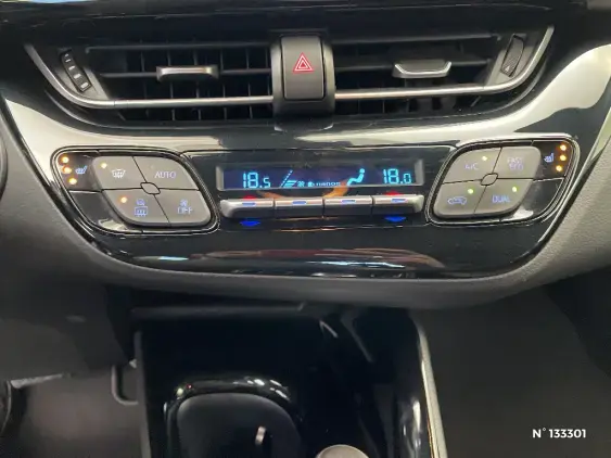 TOYOTA C-HR - voiture d'occasion - Photo 31