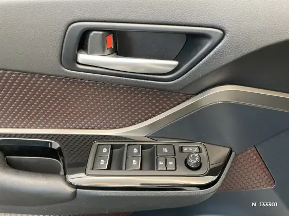 TOYOTA C-HR - voiture d'occasion - Photo 36