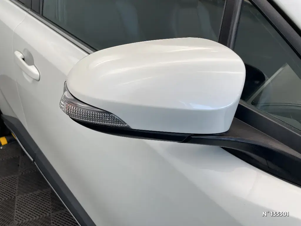 TOYOTA C-HR - Miniature 25