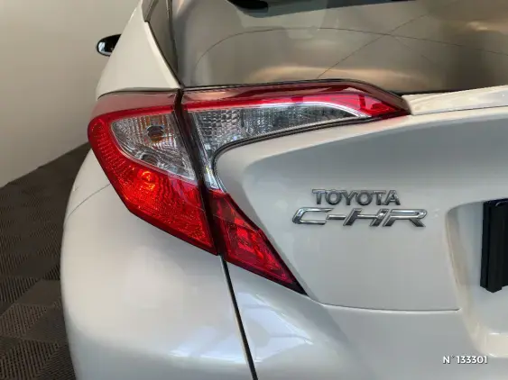 TOYOTA C-HR - voiture d'occasion - Photo 29