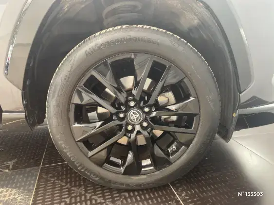 TOYOTA RAV4 V - voiture d'occasion - Photo 8