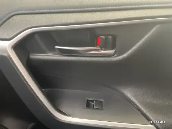 TOYOTA RAV4 V - voiture d'occasion - Photo 31