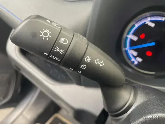 TOYOTA RAV4 V - voiture d'occasion - Photo 36