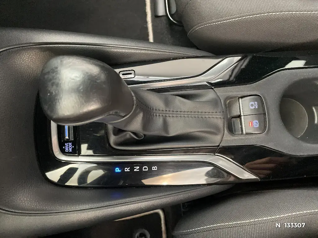 TOYOTA COROLLA XII - Miniature 17