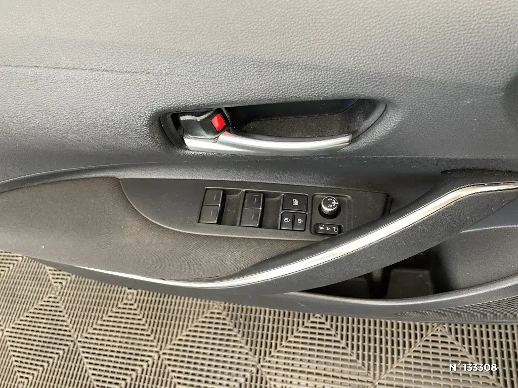TOYOTA COROLLA XII - Miniature 12