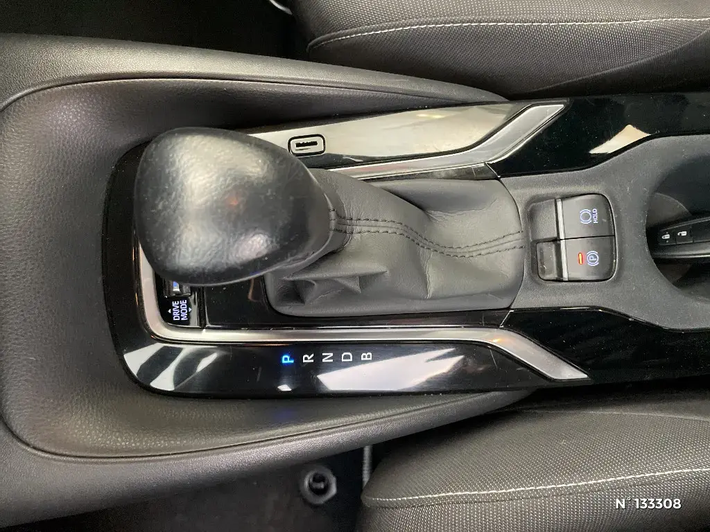 TOYOTA COROLLA XII - Miniature 16