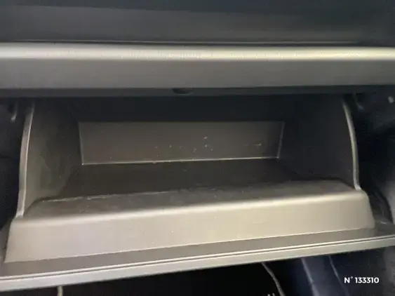 TOYOTA RAV4 V - voiture d'occasion - Photo 42