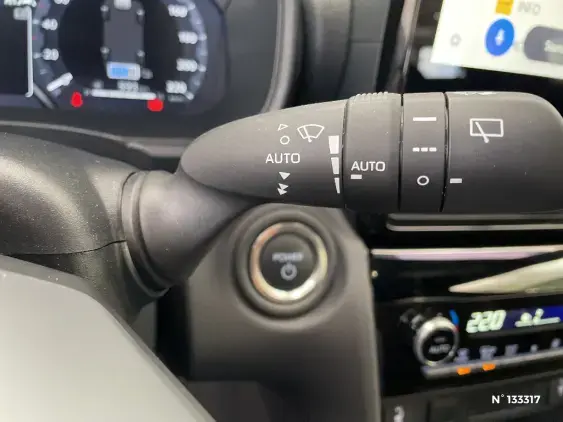 TOYOTA YARIS CROSS I - voiture d'occasion - Photo 39