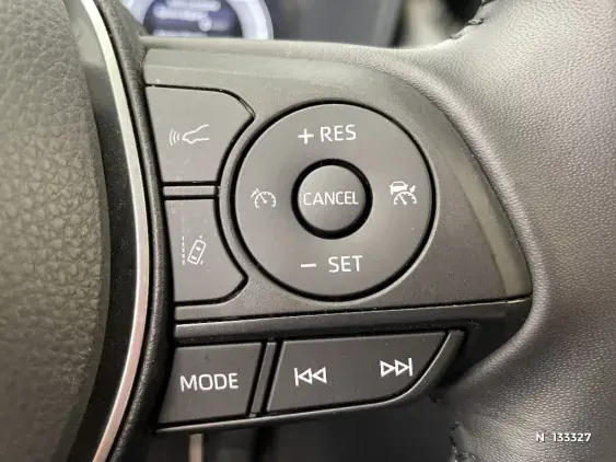 TOYOTA RAV4 V - voiture d'occasion - Photo 33