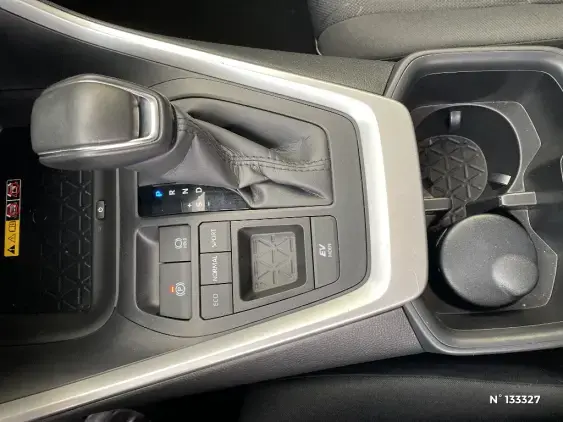 TOYOTA RAV4 V - voiture d'occasion - Photo 36