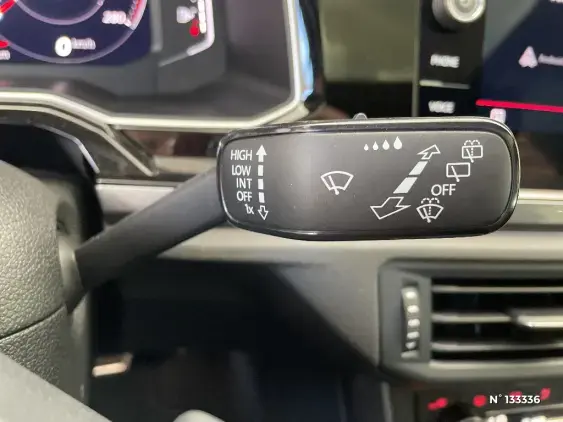 VOLKSWAGEN POLO VI - voiture d'occasion - Photo 39