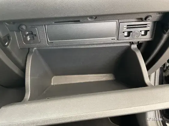 VOLKSWAGEN POLO VI - voiture d'occasion - Photo 27