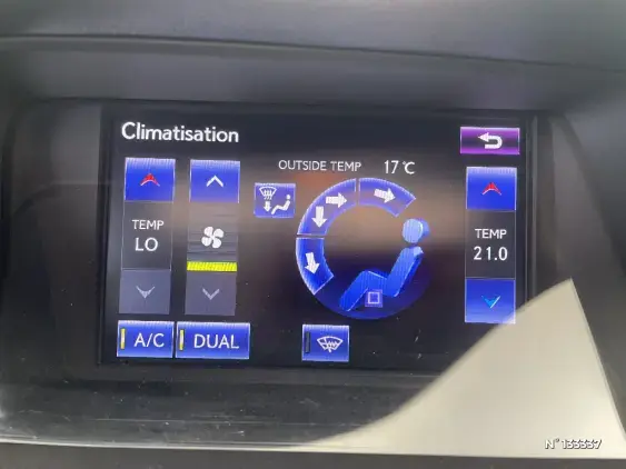 LEXUS RX 450h - voiture d'occasion - Photo 32