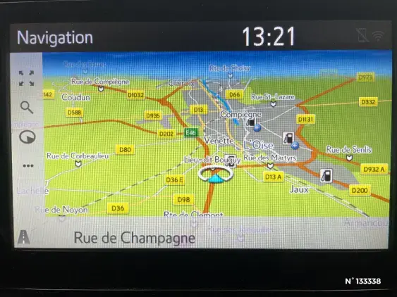 TOYOTA RAV4 V - voiture d'occasion - Photo 32