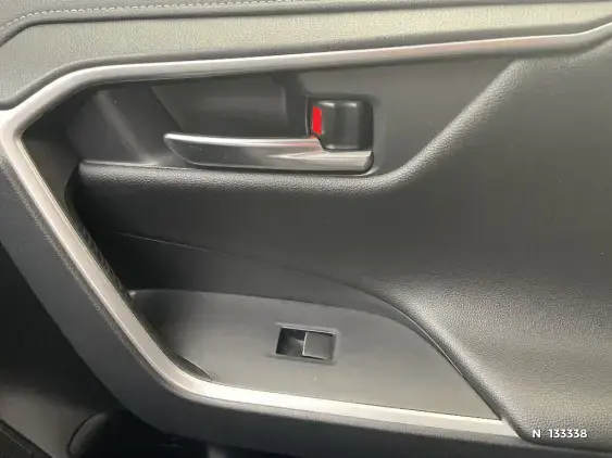 TOYOTA RAV4 V - voiture d'occasion - Photo 35