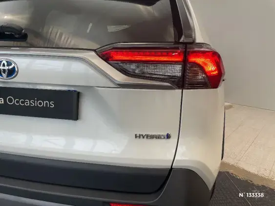 TOYOTA RAV4 V - voiture d'occasion - Photo 30