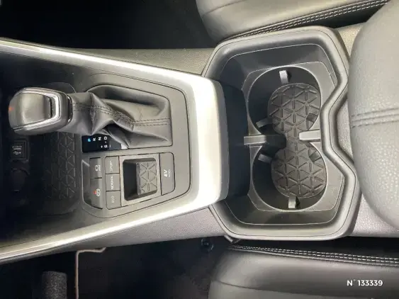 TOYOTA RAV4 V - voiture d'occasion - Photo 41