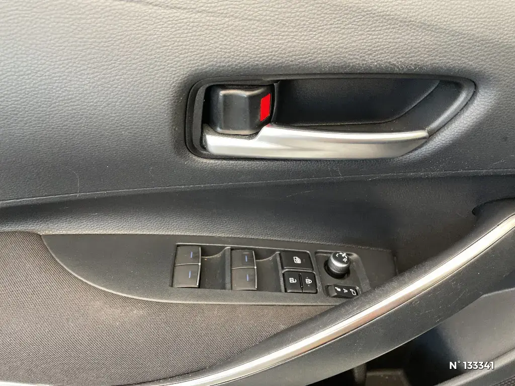 TOYOTA COROLLA XII - Miniature 14
