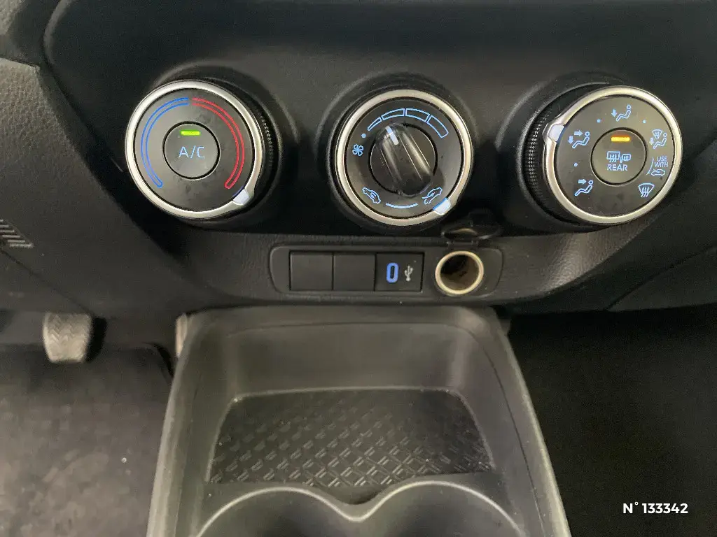 TOYOTA AYGO X - Miniature 12