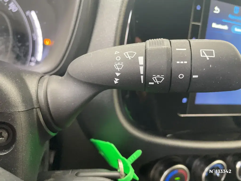 TOYOTA AYGO X - Miniature 19