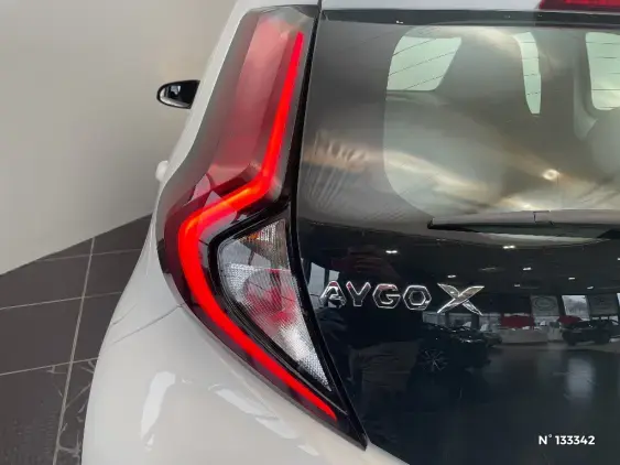 TOYOTA AYGO X - voiture d'occasion - Photo 29