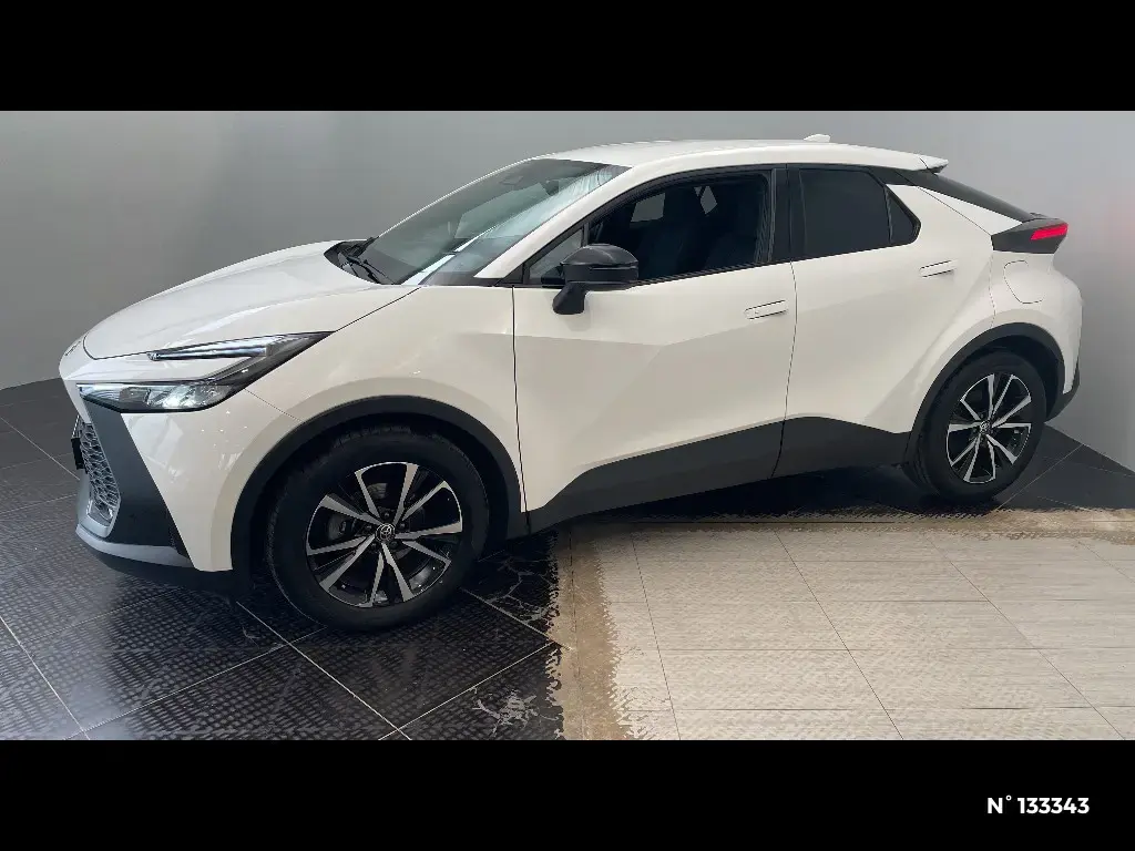 TOYOTA C-HR II - Miniature 4