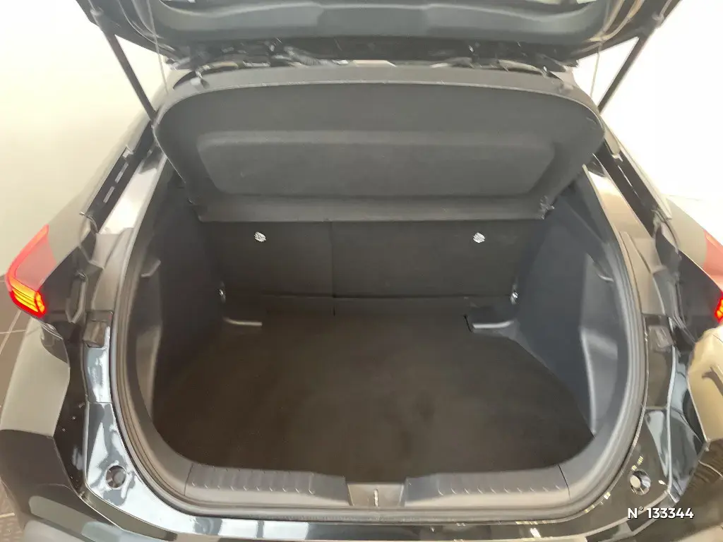TOYOTA C-HR II - Miniature 2