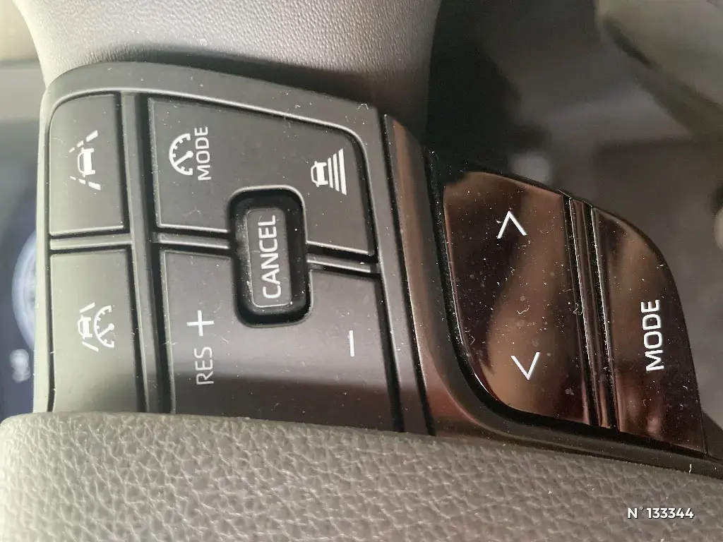 TOYOTA C-HR II - Miniature 12