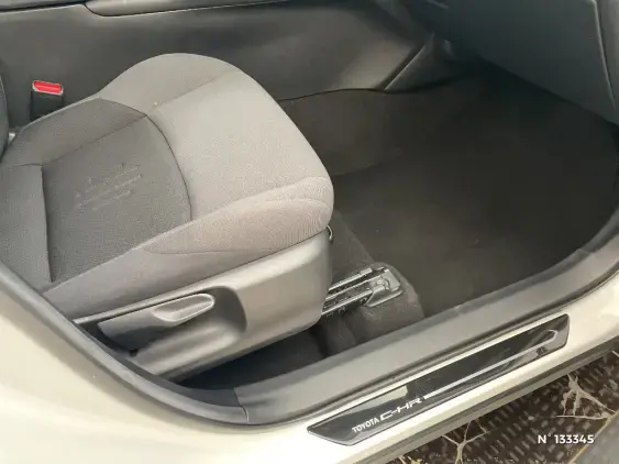 TOYOTA C-HR II - voiture d'occasion - Photo 26