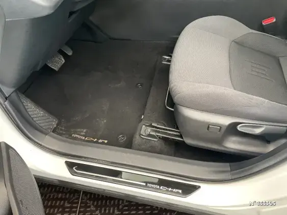 TOYOTA C-HR II - voiture d'occasion - Photo 28