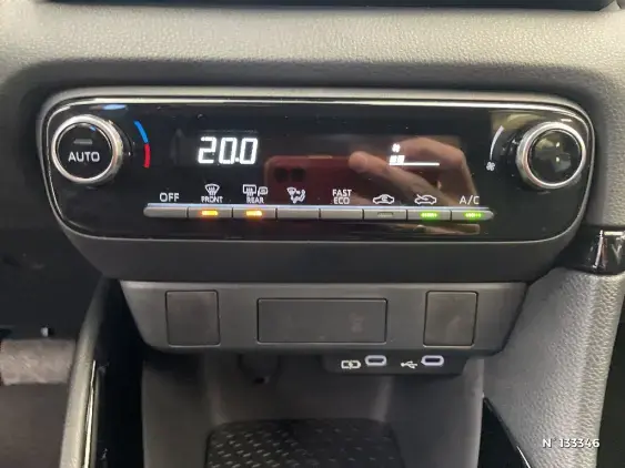 TOYOTA YARIS IV - voiture d'occasion - Photo 34