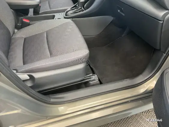 TOYOTA YARIS IV - voiture d'occasion - Photo 26