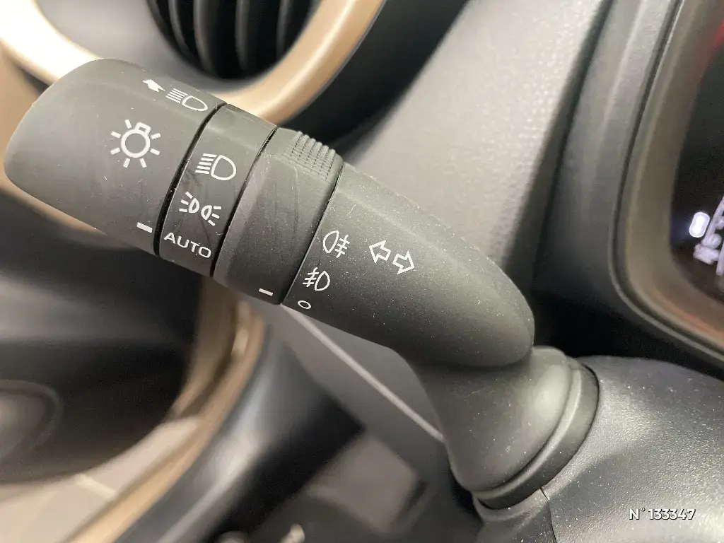 TOYOTA AYGO X - Miniature 20