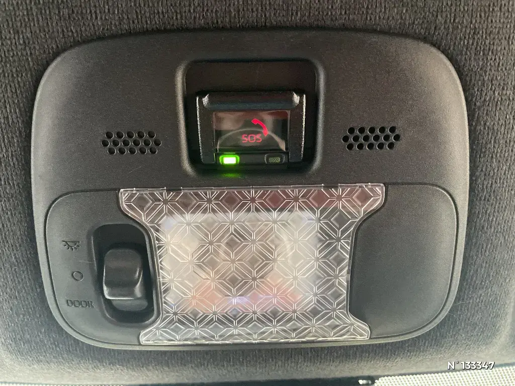 TOYOTA AYGO X - Miniature 22