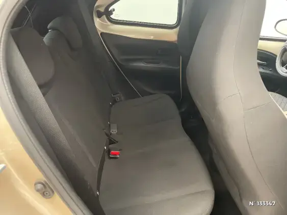 TOYOTA AYGO X - voiture d'occasion - Photo 11