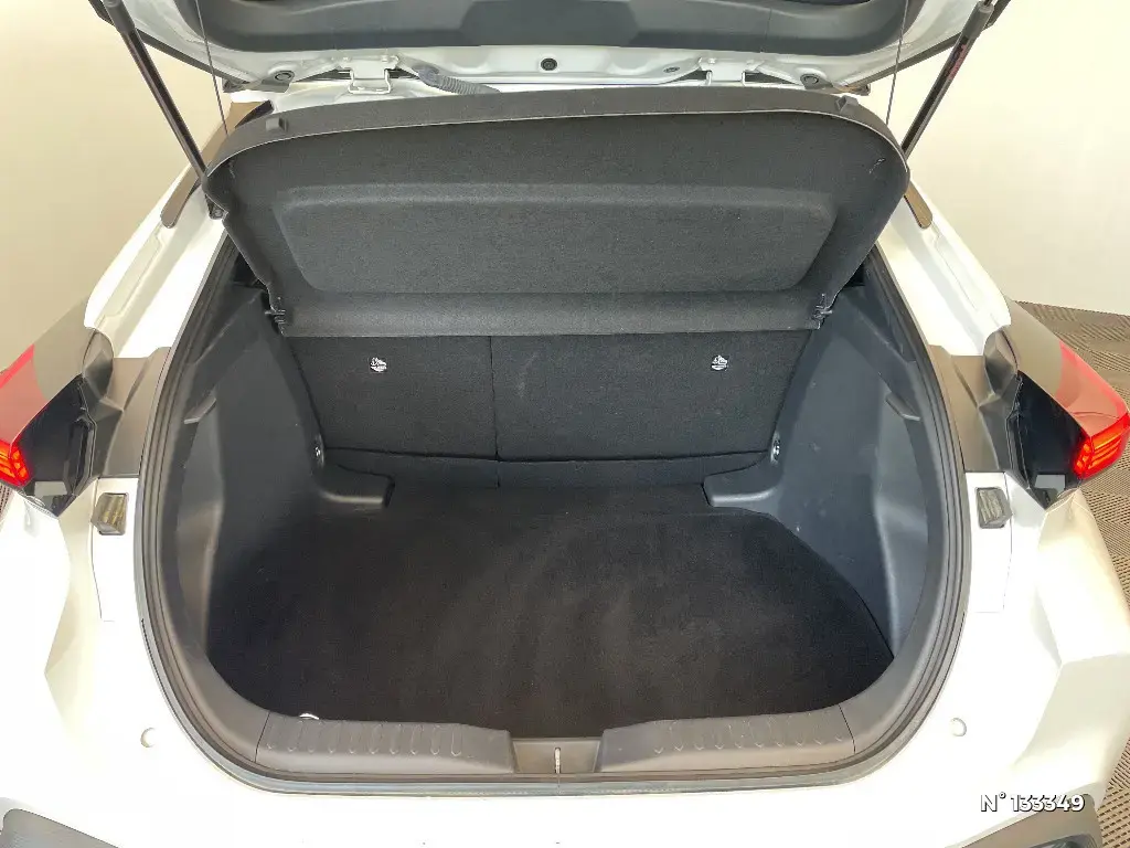 TOYOTA C-HR II - Miniature 10