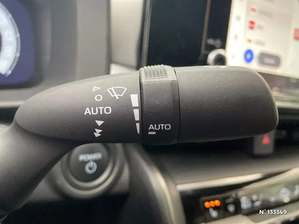 TOYOTA C-HR II - Miniature 16