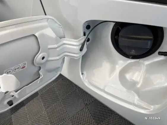 TOYOTA C-HR II - voiture d'occasion - Photo 30