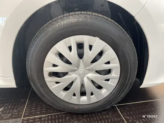 TOYOTA YARIS IV - voiture d'occasion - Photo 8