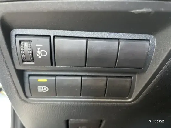 TOYOTA YARIS IV - voiture d'occasion - Photo 15