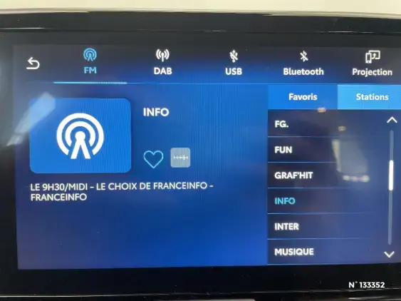 TOYOTA YARIS IV - voiture d'occasion - Photo 32