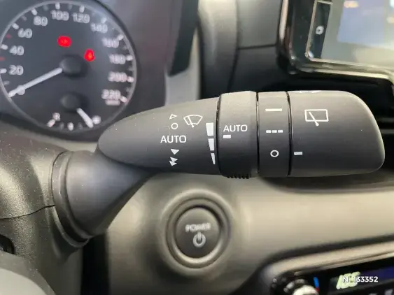 TOYOTA YARIS IV - voiture d'occasion - Photo 39