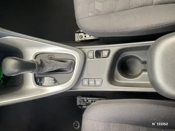 TOYOTA YARIS IV - voiture d'occasion - Photo 41