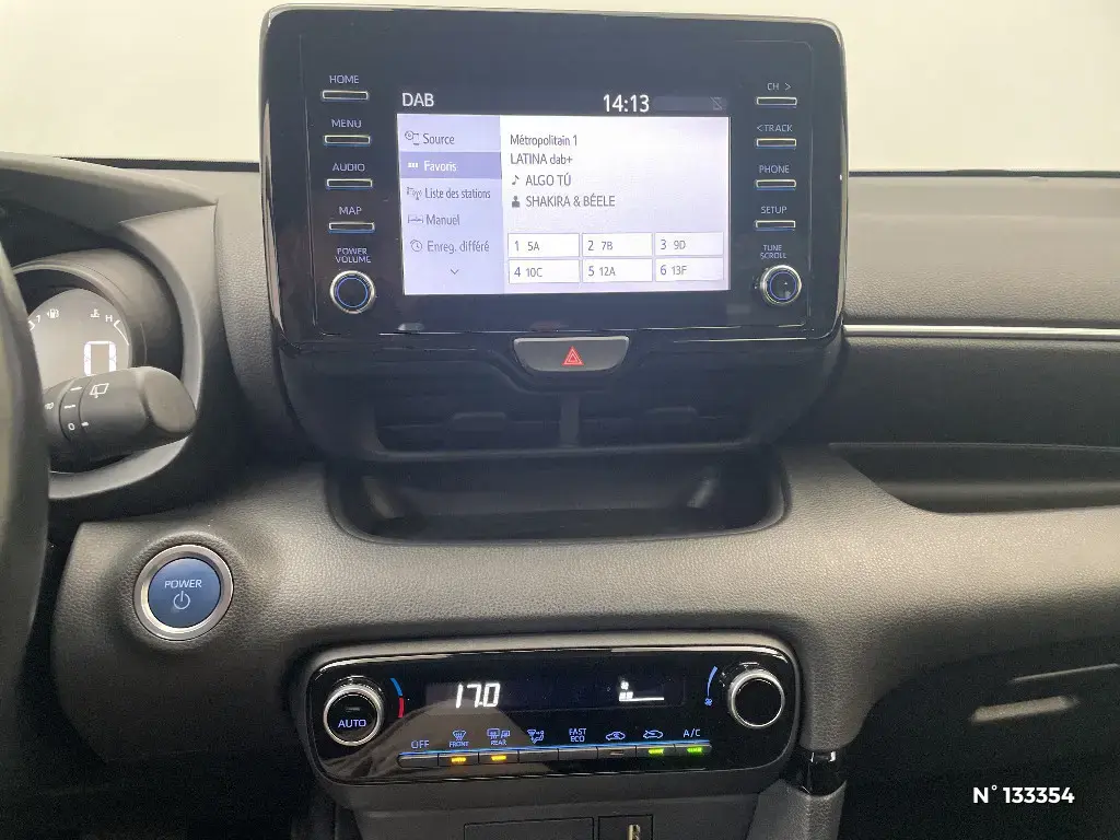 TOYOTA YARIS IV - Miniature 7