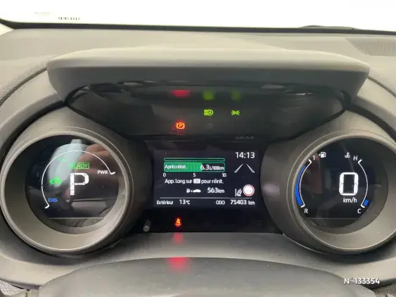 TOYOTA YARIS IV - voiture d'occasion - Photo 12