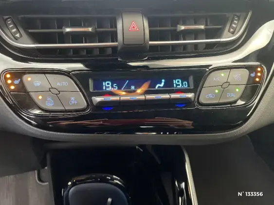 TOYOTA C-HR - voiture d'occasion - Photo 38