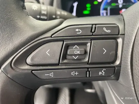 TOYOTA YARIS CROSS I - voiture d'occasion - Photo 32