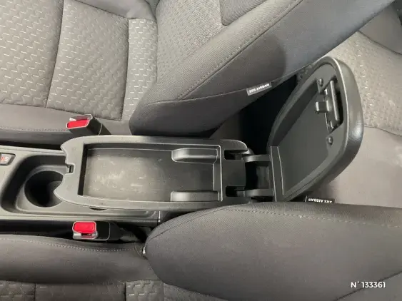 TOYOTA YARIS CROSS I - voiture d'occasion - Photo 42